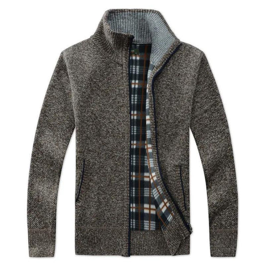 Autumn and Winter Men's Sweater Velvet Thick Warm Casual Cardigan Shirt Loose Fashion Men's Sweater