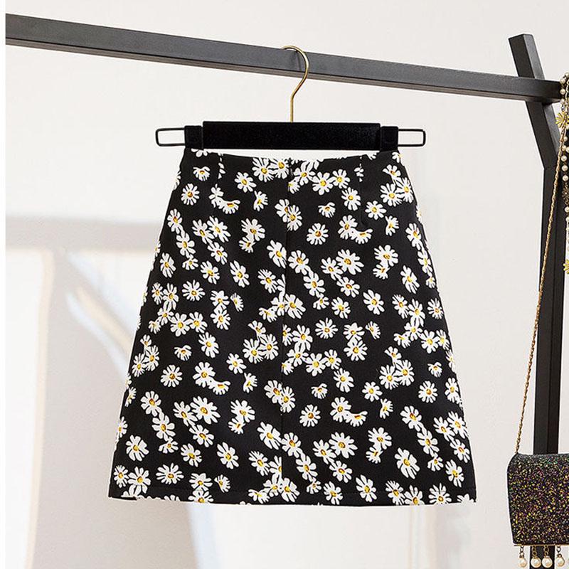 Small Daisy Embroidery Short-sleeve T-shirt Skirt Two-piece High Waist Short  A-line Skirt