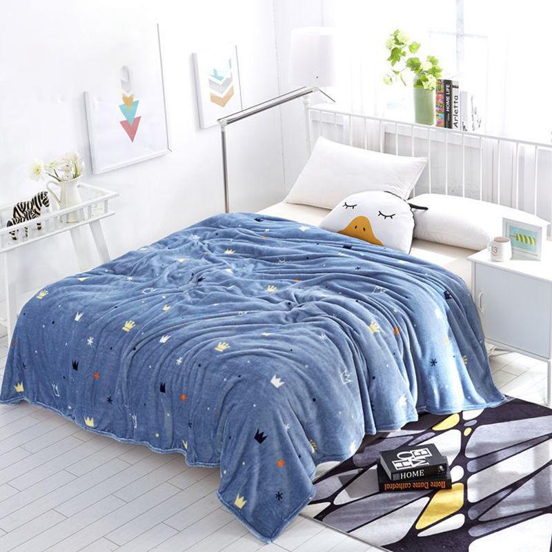 Skin-friendly Summer Blanket Flannel Sheets and Blankets Four Seasons Coral Fleece Napping Blanket