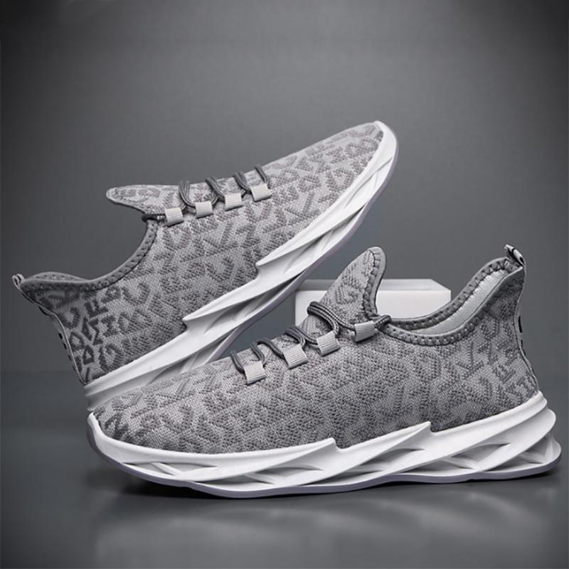 Men's Low Top Sneakers Men's Casual Shoes Trendy All-match Running Shoes Clearance Booth