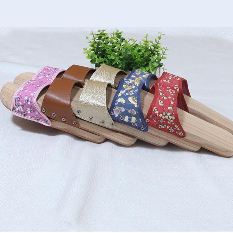 Wooden Slippers Women Clogs Men and Women Couple Models Sandals Bottom Indoor Bathroom Wooden Shoes