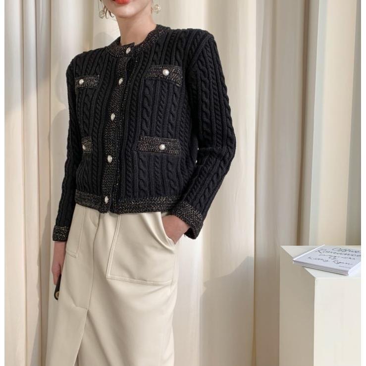 Women's Short Knitted Cardigan Autumn Winter Solid Color Sweater Coat Women's Pearl Button Twist Knit Top Cardigan Sweaters with Pockets