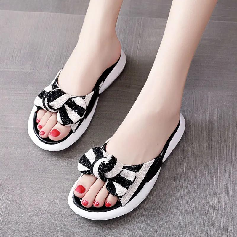 Slippers Women's Summer Wear Fashion Seaside Flat Bottom All-match Sandals Beach Shoes