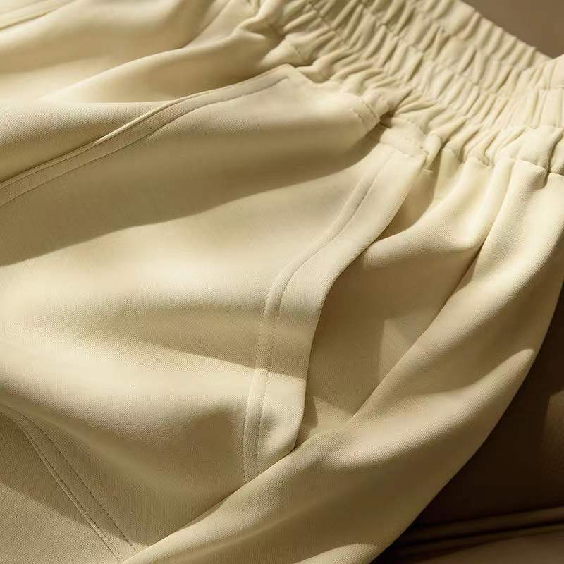 Women's Casual Shorts Summer Loose Elastic Waist Solid Color Thin Wide Leg Pants High Waist Casual All-match Shorts