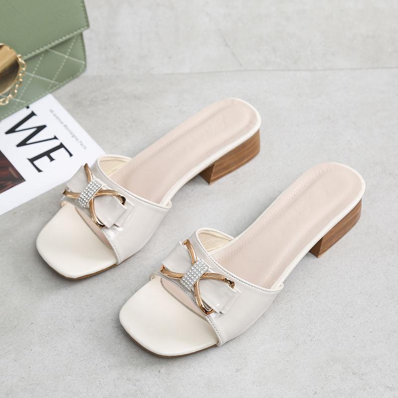 Thick Heel Slippers Women's Summer Fashion Wear Korean Version of Rhinestones All-match Non-slip Square Head Ladies Slippers