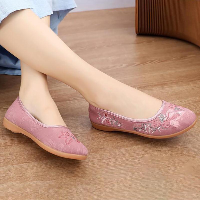 Spring and Summer Beef Tendon Bottom Old Beijing  Shoes Mother Single Shoes Ethnic Soft Bottom Women's Shoes Work Shoes Breathable Embroidered Shoes