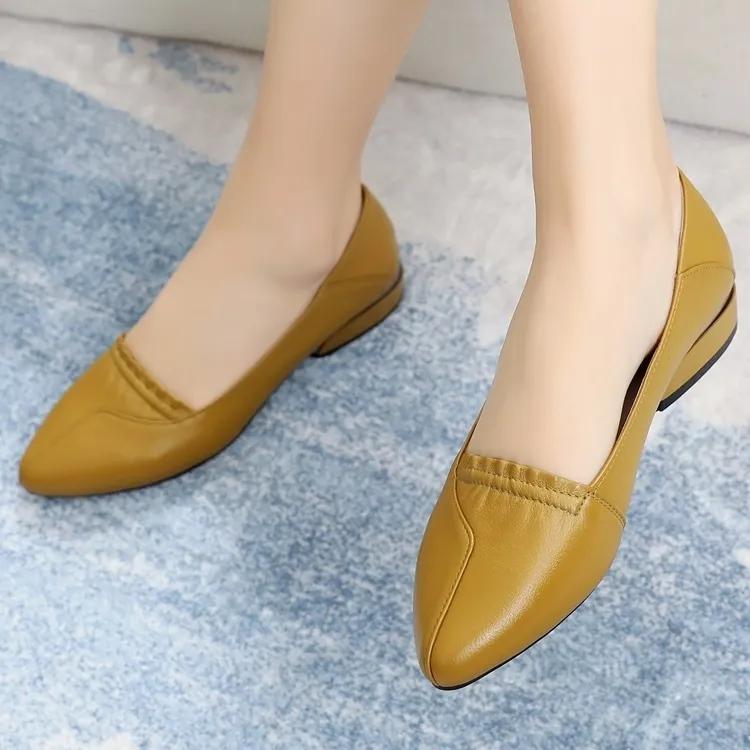 Soft Leather Shoes Women's Spring and Summer Soft Bottom Low-heeled Leather Shoes Women's Fashion Pointed Shoes