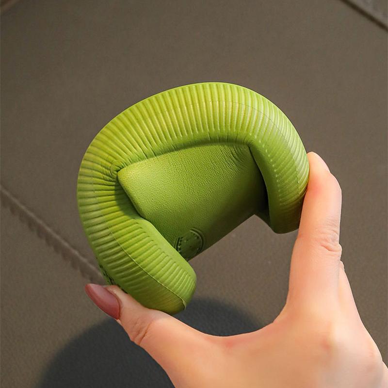 Slippers for Boy and Girl Home Shoes Summer Toddler Flip Flops Soft Bottom House Indoor Slippers Beach Love Kids Shoes Family Style