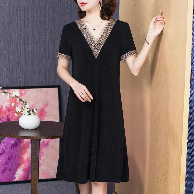 Summer Plus Size Black V-neck Dress Women's Loose and Slim A-line Skirt