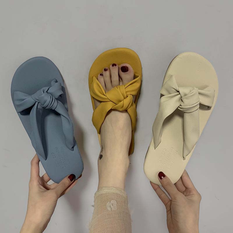 Slippers Women's Summer Wear Fashion All-match Flat-bottomed Students Sexy and Thin One-word Sandals and Slippers