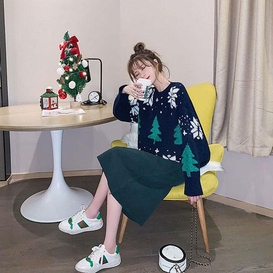 Women's Christmas Sweater Loose Snowflake Print Pullover Sweater Top Thick Warm Knitwear Outer Wear