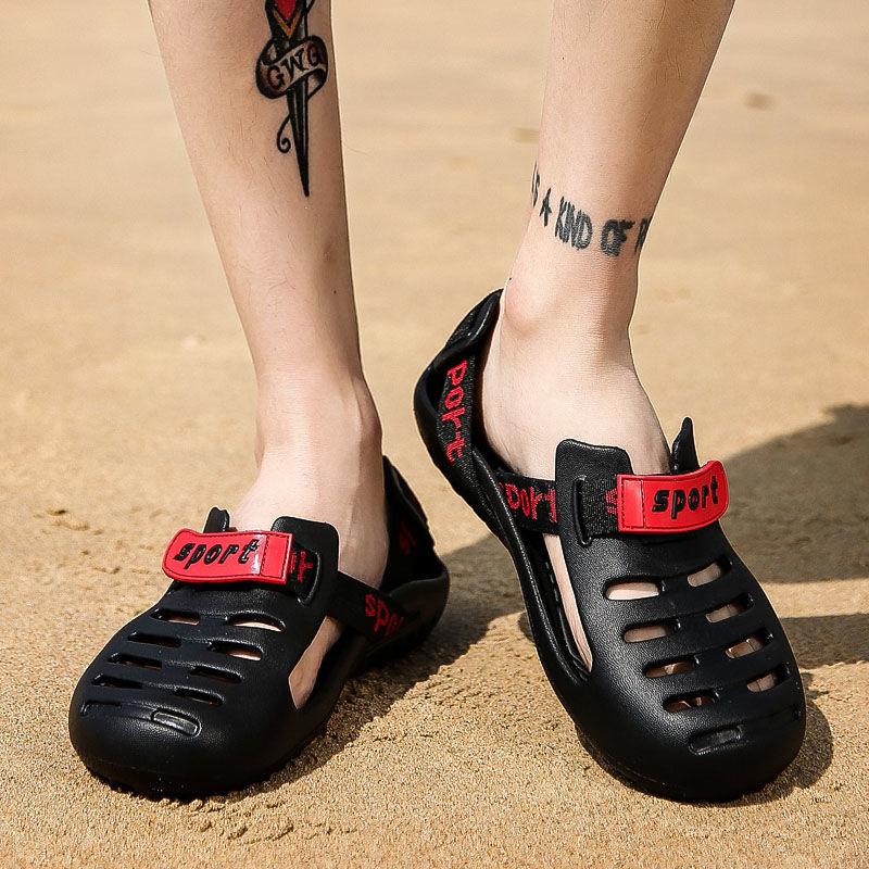 Summer Men's Personality Hollow Hole Shoes All-inclusive Breathable Plastic Sandals Seaside Wading Non-slip Beach Shoes