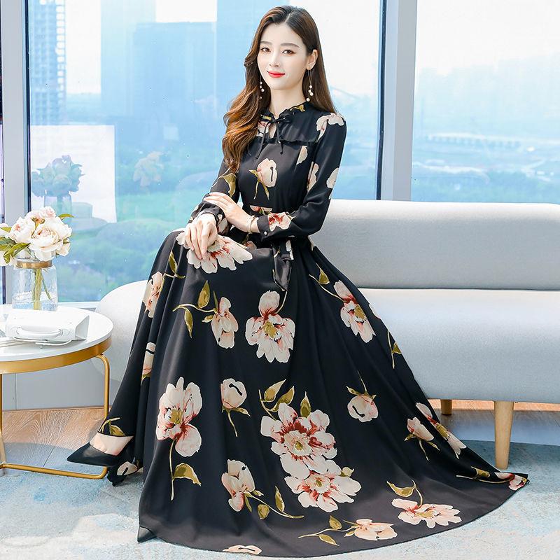 Chiffon Long-sleeved Large Skirt Dress Feminine Temperament Floral French Retro Waist Slim Elegant Dress Fabric Light and Breathable
