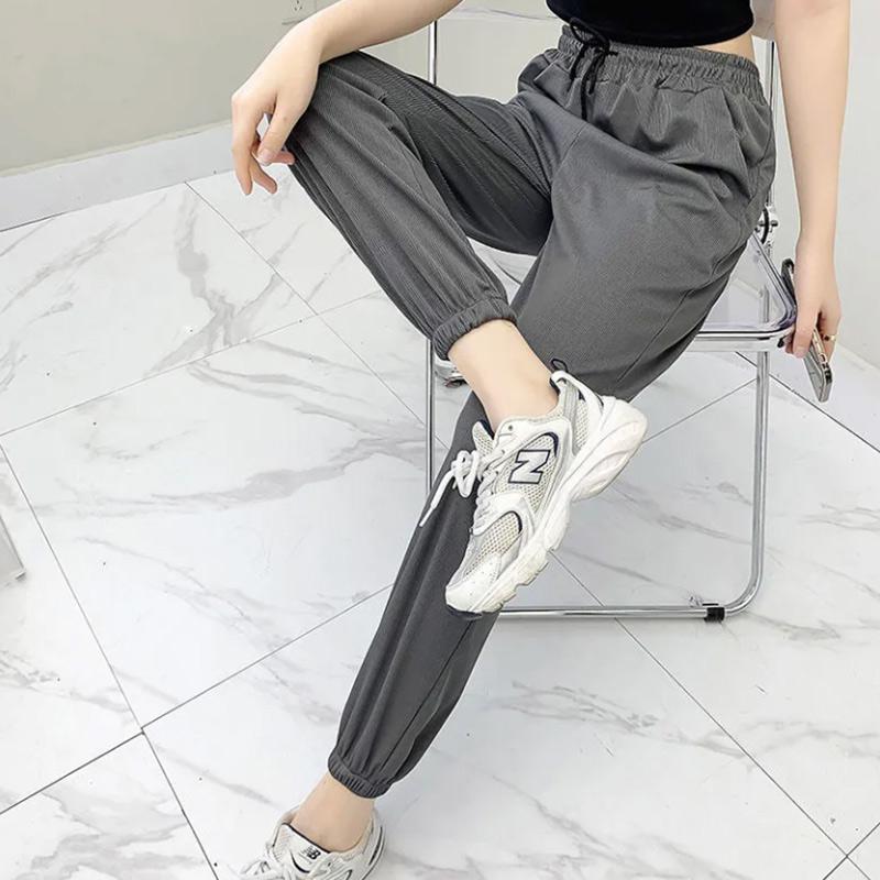 Ice Silk Sports Pants Summer Ladies Loose and Thin Beam Blooming Pants Casual Harem Pants High Waist Thin Sections Versatile