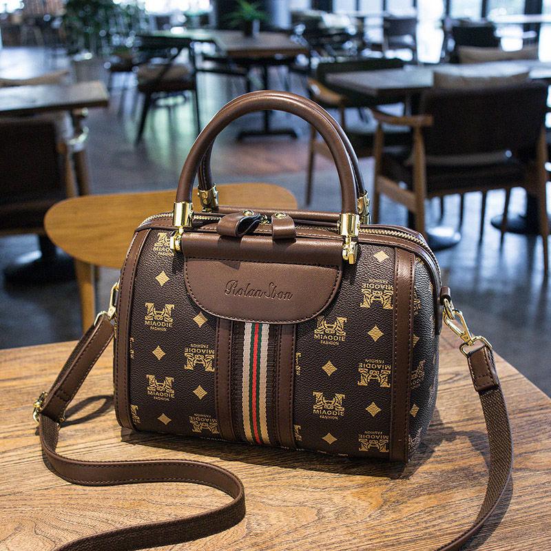 Ladies Bag Elegant One Shoulder Messenger Bag Fashion Large Capacity Handheld Leather Texture Shopping Bag