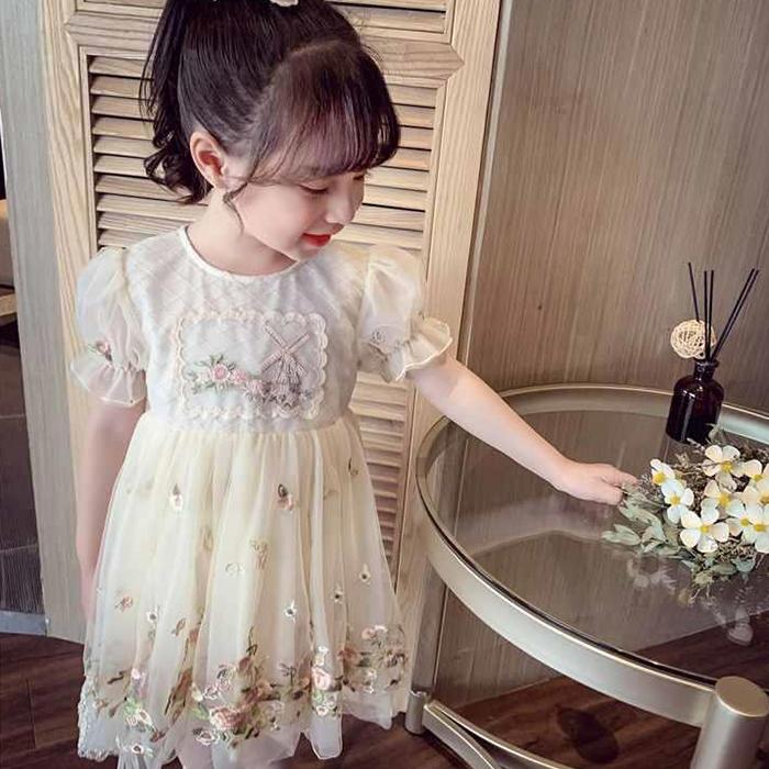 Girls Dress Summer Dress Children Western Style Embroidery Mesh Puff Sleeve Princess Dress Little Girl Dress