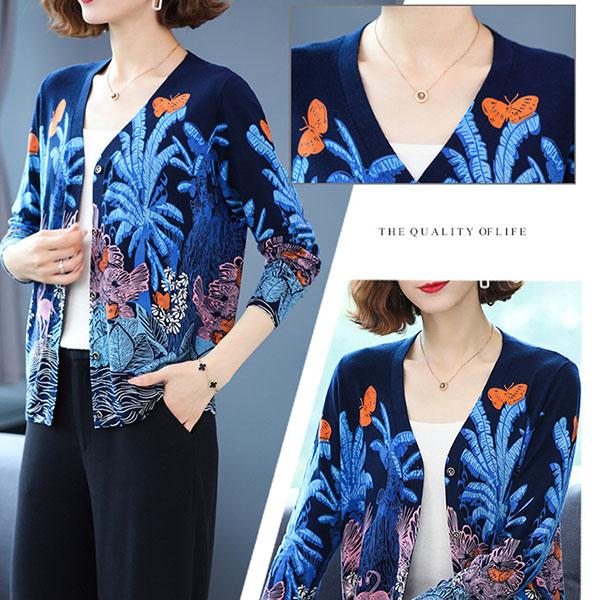 Women's Butterfly Print Cardigan Autumn and Winter Retro Loose Wool Sweater Plus Size Short Cardigan Sweater