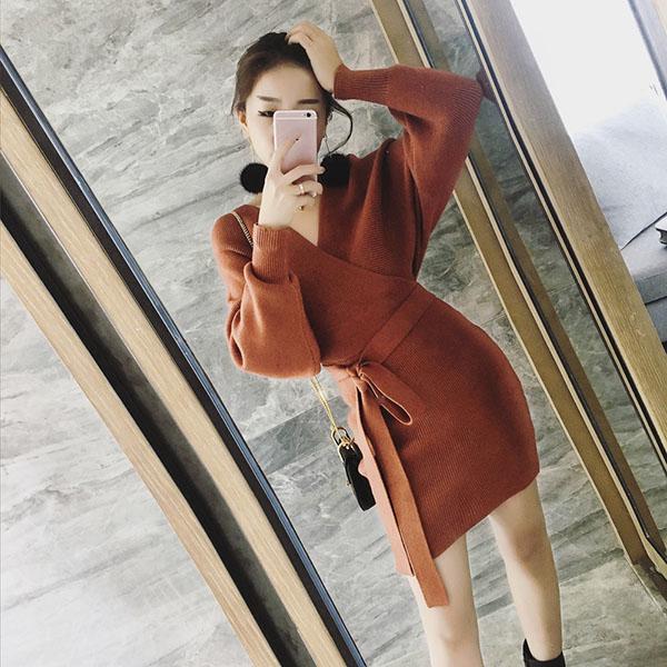 Autumn and Winter Mid-length Sweater Fashion V-neck Jacket Bat Sleeve Young Women Knitted Skirt