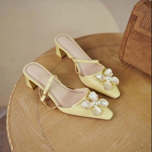 French Elegant Small Flower Sandals Women's Summer Houkong Thick Heel Non-slip Temperament High Heels Women