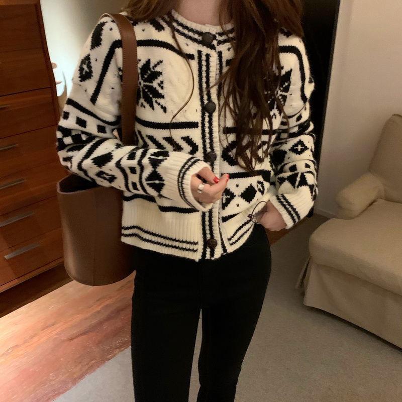 Sweater Cardigan Korean Version Loose Wild Hong Kong Style Retro Thin Spring  Autumn Short Coat