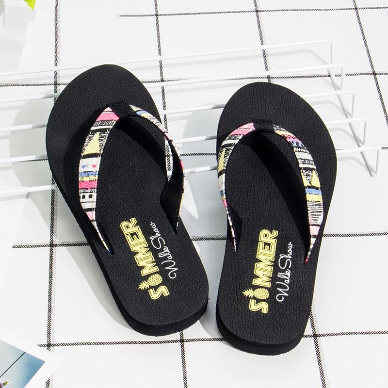 Flat Slippers Flip Flops Summer Beach Breathable Outdoor Shoes Slippers Bathroom Slip On Slippers
