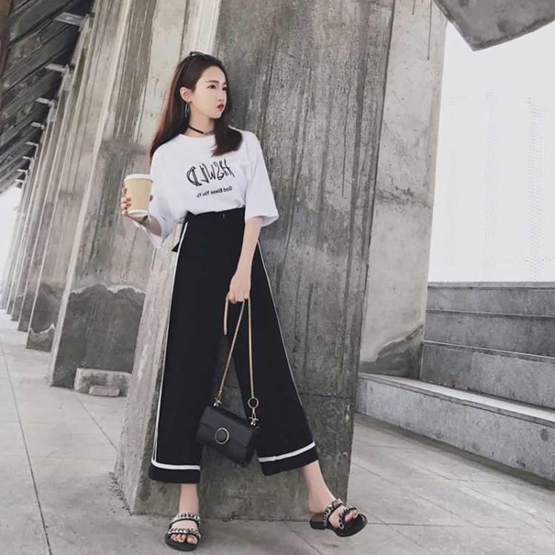 Women's Loose Round Neck Short-sleeved T-shirt Casual Elastic Waist Wide-leg Pants Two-piece Suit Women Summer Casual Home Service