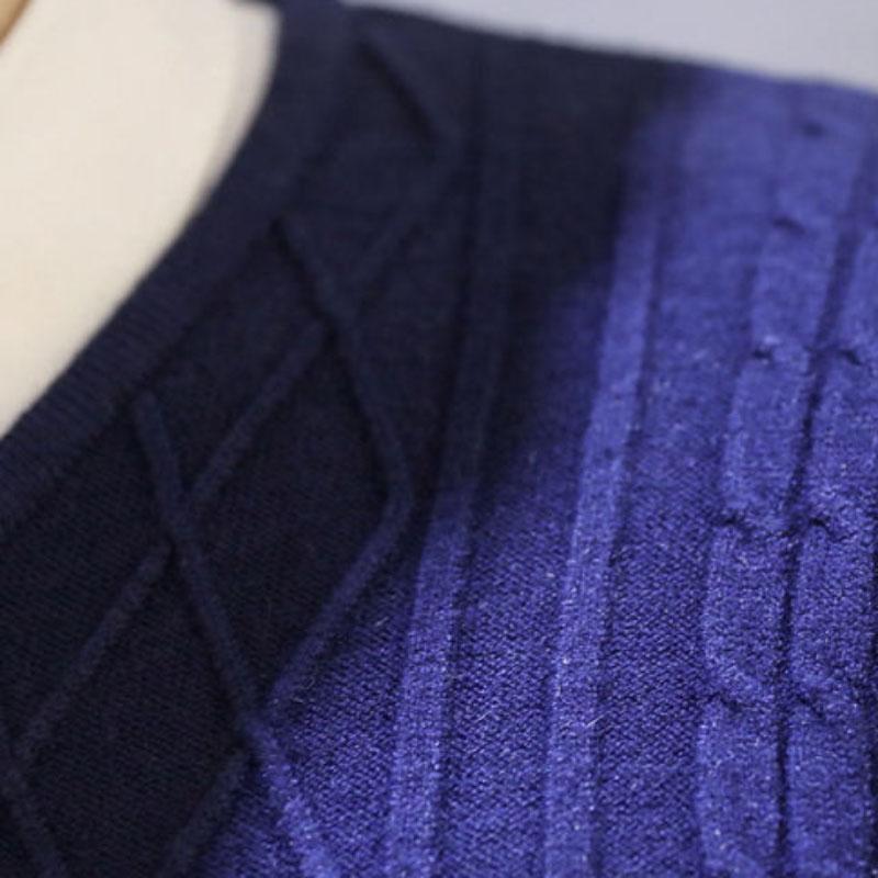 Autumn and Winter Korean Style Slim Men's Trend Solid Color Sweater Men's Fashion V-neck Pullover
