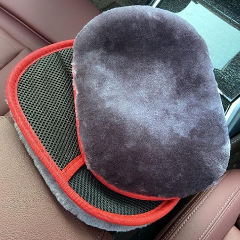 Imitation Wool Car Wash Gloves Car Cleaning and Foaming Plush Gloves, Thickened and Soft Bear Paws Do Not Hurt The Paint Gloves