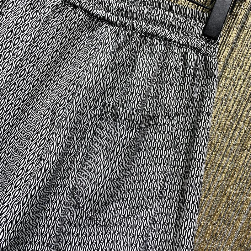WTEMPO European Style Summer rhinestones Decoration Casual Pants Women Loose Cropped Harem Pants Thin Elastic Waist