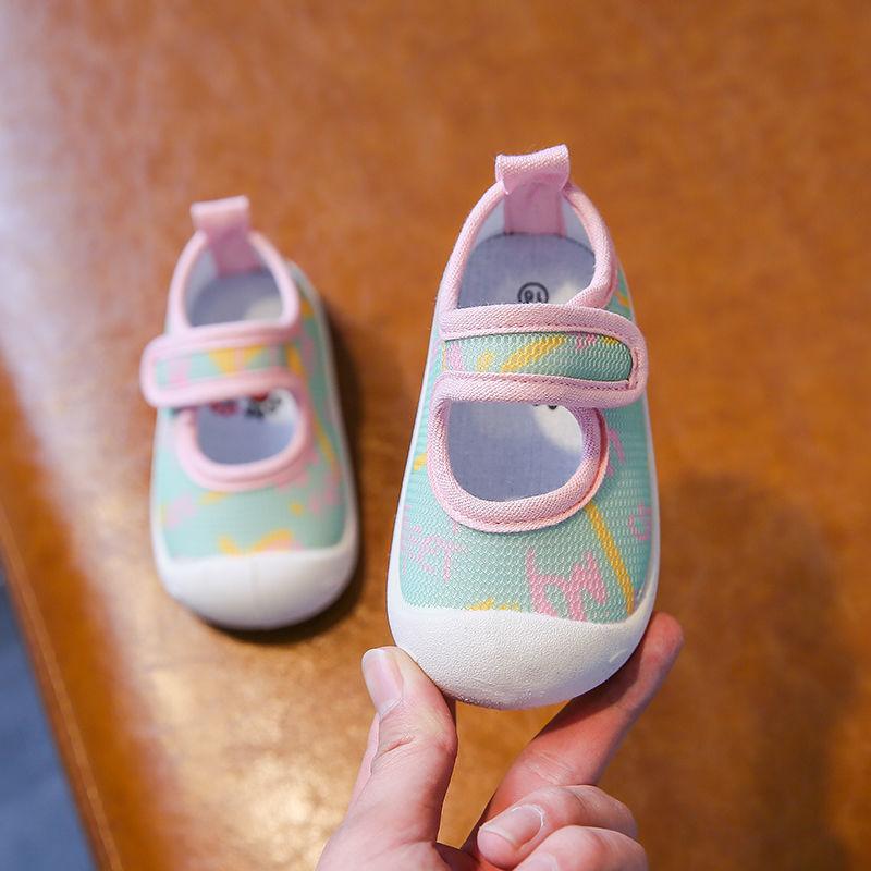 Baby's Summer Shoes Soft Soled Baby Walking Simple Light Shoes Children's Antiskid and Kickproof Flat Shoes
