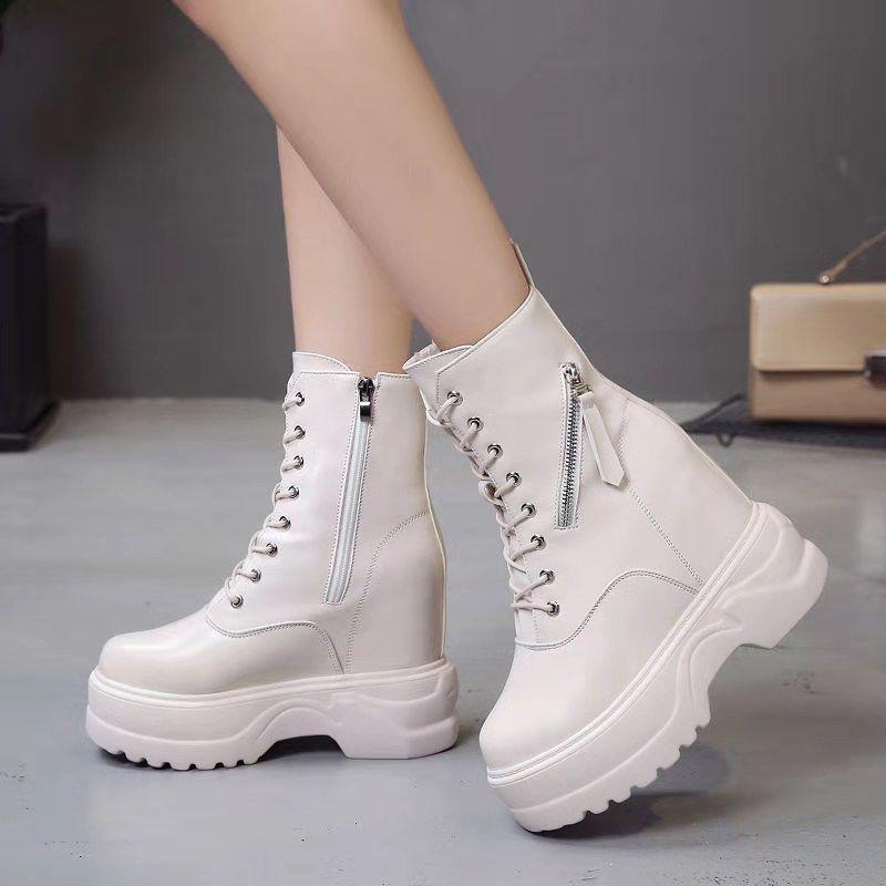 Woman Leather Ankle Boots  Platform Boots Women Wedge Shoes Autumn Winter  Round Toe Lace-up  Inside Raised Martin Boots Ladies Shoes