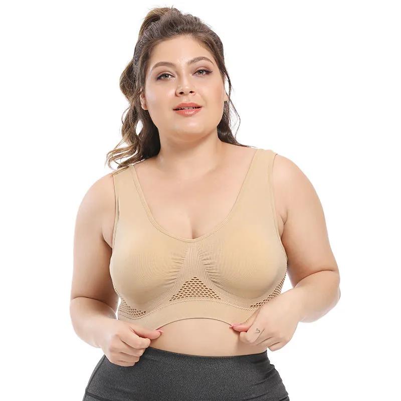 Women's Plus Size Seamless Bra with Pads Solid Color Breathable Bra Hollow Out Sports Yoga No Wire Gathering Vest Bra