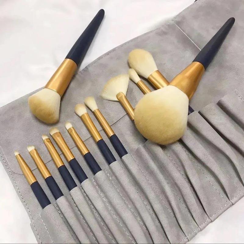 12 Makeup Brush Set Complete Loose Powder Brush Blush Brush Eye Shadow Brush Makeup Tools