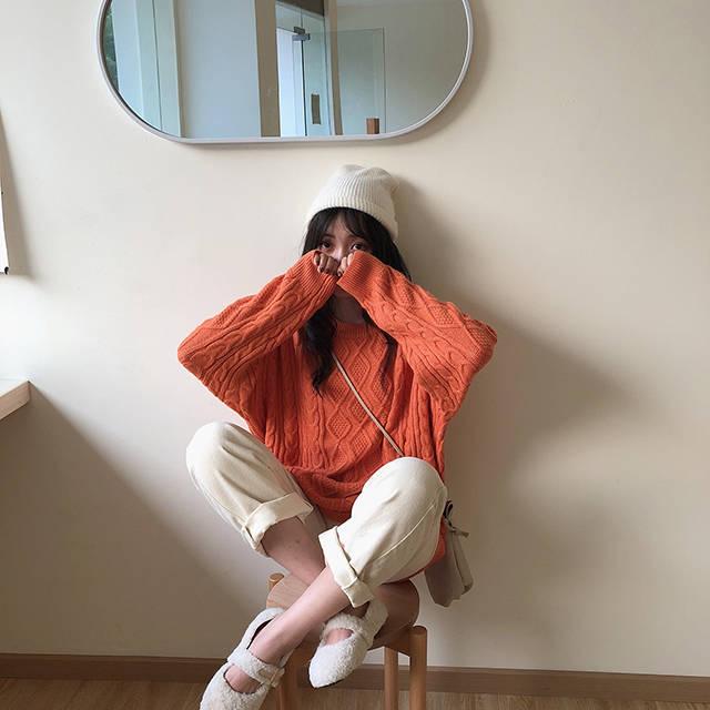 Pofulove White Round Neck Twist Sweater Female Autumn Winter Loose Wild College Style Knitted Coat