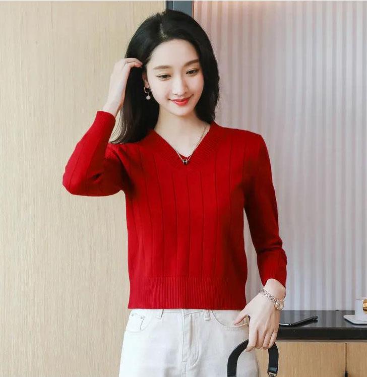 Small Short Knit Bottoming Shirt Women's Slim Fit Inner Pullover V-neck Sweater