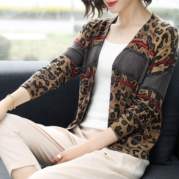 Women's Printed Wool Cardigan Thin Knitted Leopard Cardigan All-match Short  V-neck Knit Jacket Outwear