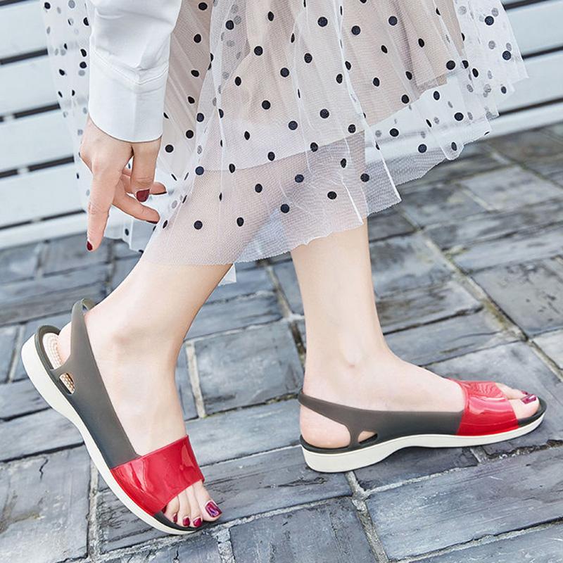 Comfortable and Soft Mother Sandals Women's Beach Shoes Women's Hole Shoes Wedges Open-toe Sandals Non-slip Women's Sandals