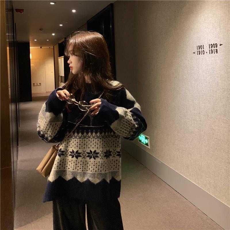 Autumn and Winter Loose Sweater Women's Fashion Wild Diamond-shaped Jacquard Pullover Top