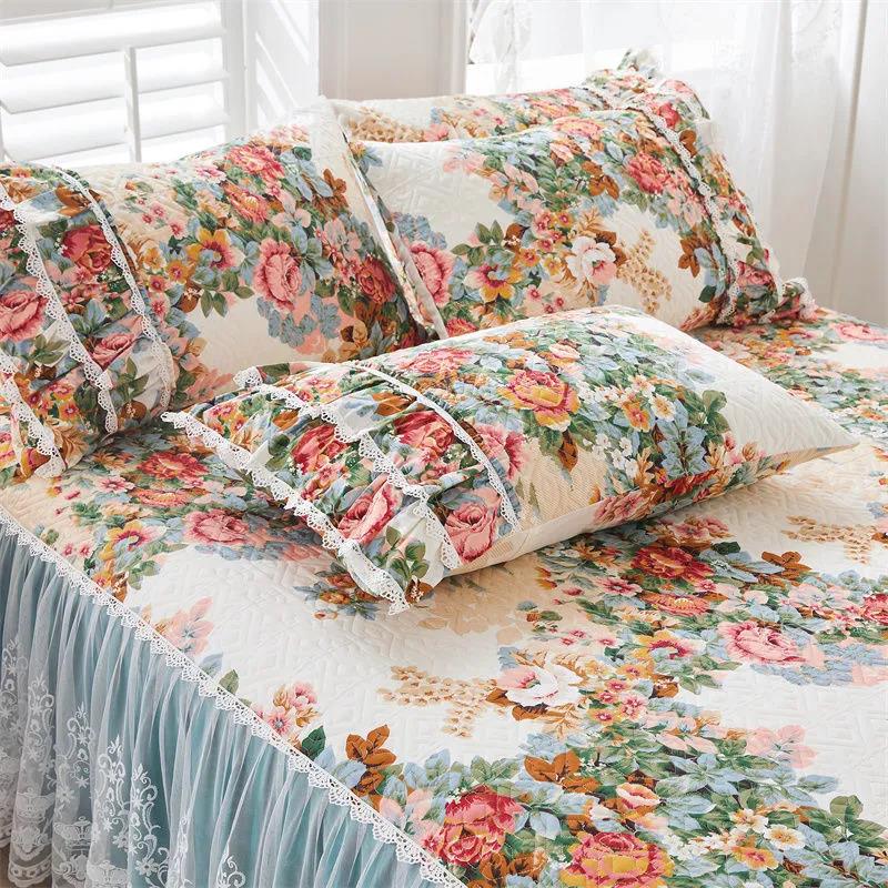 A Set of Cotton Printing Thickened Quilted Pillow Case Student Dormitory Single Lace Pillow Core Dust Cover