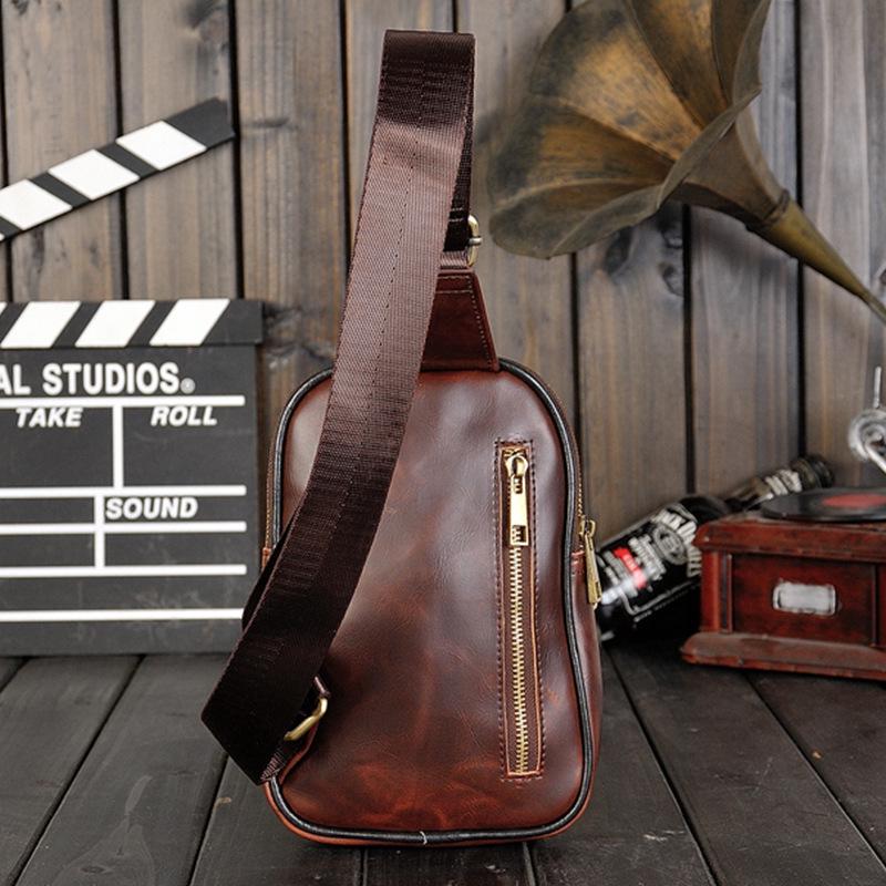 Retro Chest Bag Men Coffee Soft Leather Large-capacity Pockets Outdoor Sports Fitness Shoulder Bag