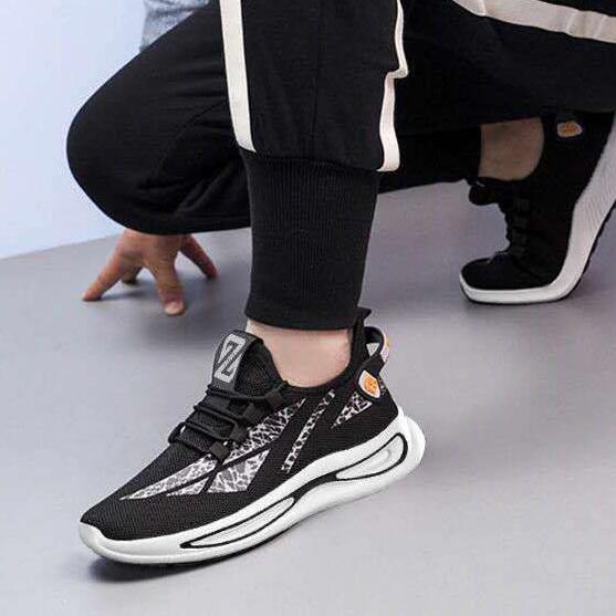 Men's Breathable Sneakers Mesh Casual Shoes Male Soft Sole Lightweight Shoes Non Slip Walking Sneakers