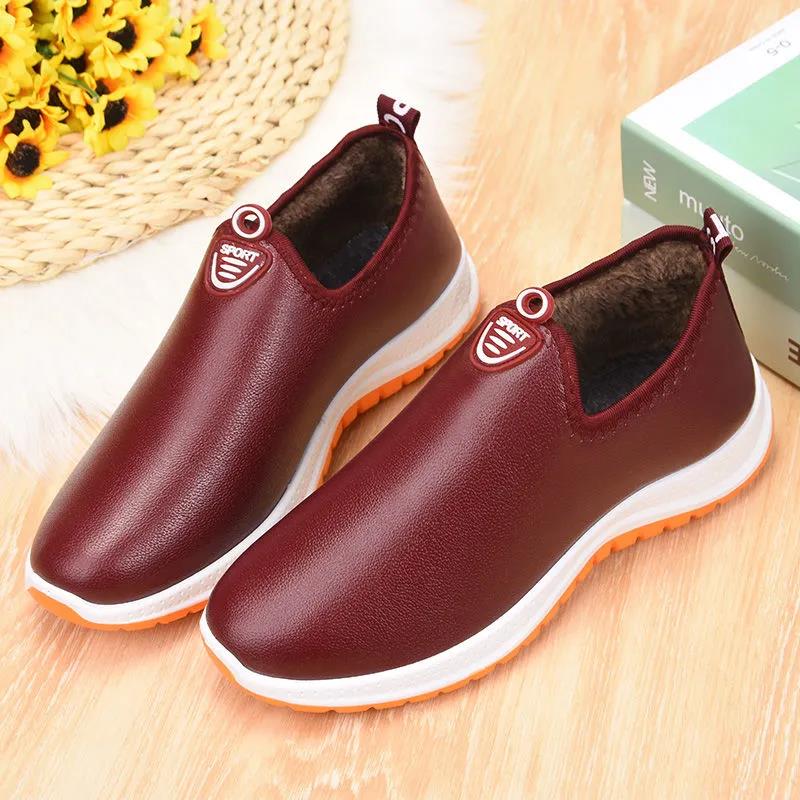 Winter Cotton Shoes Women's Plus Velvet Waterproof Women's Leather Cotton Warm Cotton Boots Soft Sole Pedal Leather Cotton Shoes
