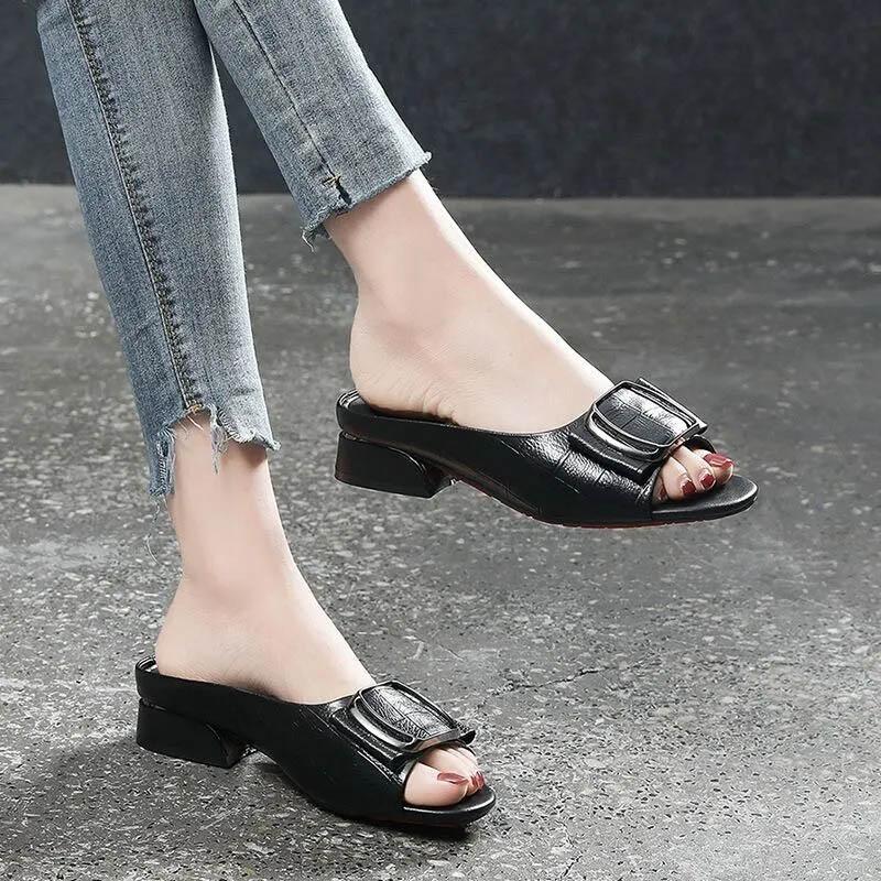 Leather Slippers Women Wear Summer Sandals Mother Go Out Women's Shoes Sandals Flat Thick Heel Slippers