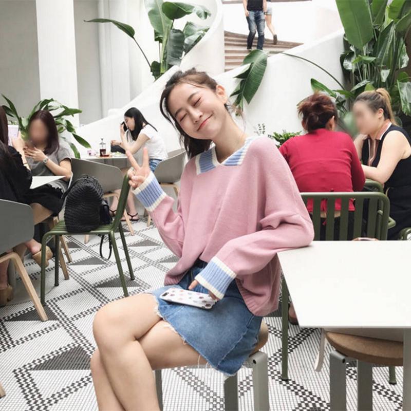 Women's Warm Sweaters V-neck Sweater Female Students Loose Wild Contrast Sweater Coat Women