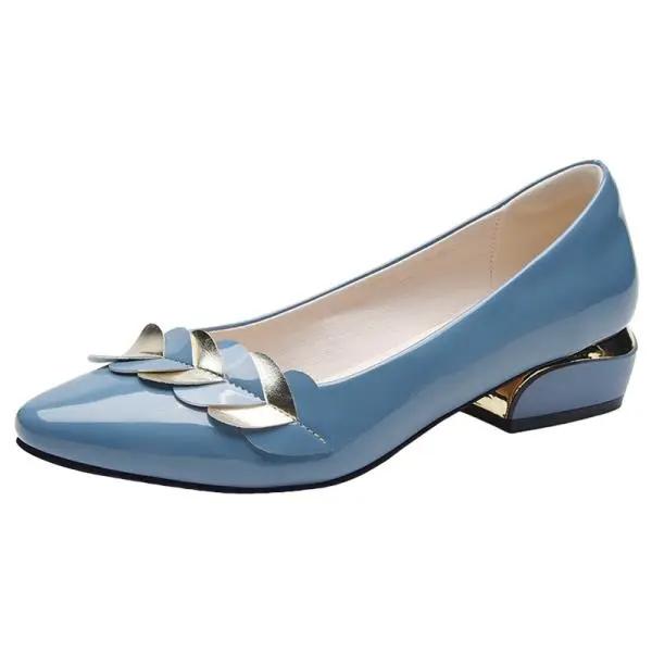 Ladies Solid Color Breathable Casual Slip-on Shoes Women's Spring Summer Large Size Low Heel Leather Single Shoes