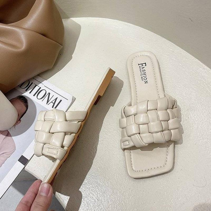 Slippers Women's Woven Square Toe Sandals Women's Summer Korean Version of All-match Flat-bottom Breathable Sandals Women's Outer Wear