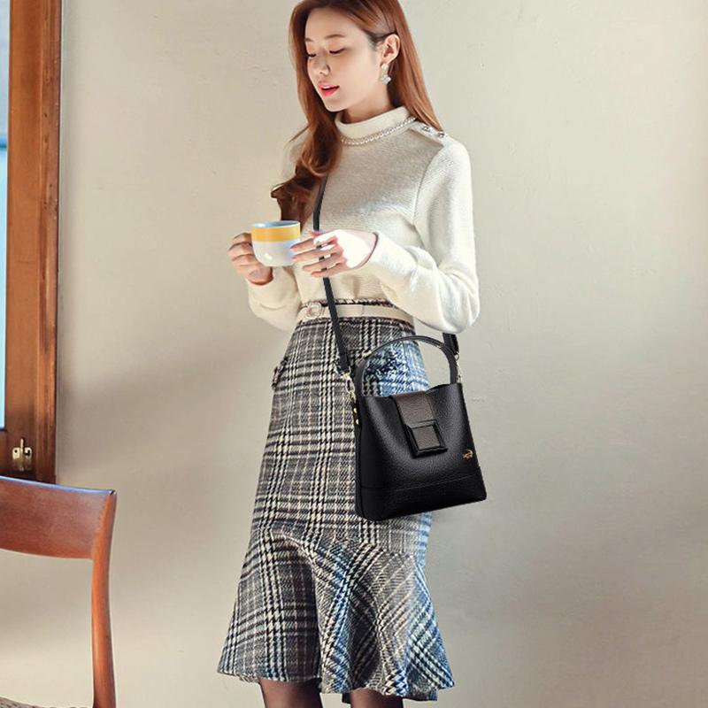 Crocodile Bucket Bag Female Trend Fashion Soft Leather Shoulder Messenger Bag Wild Large-capacity Handbag