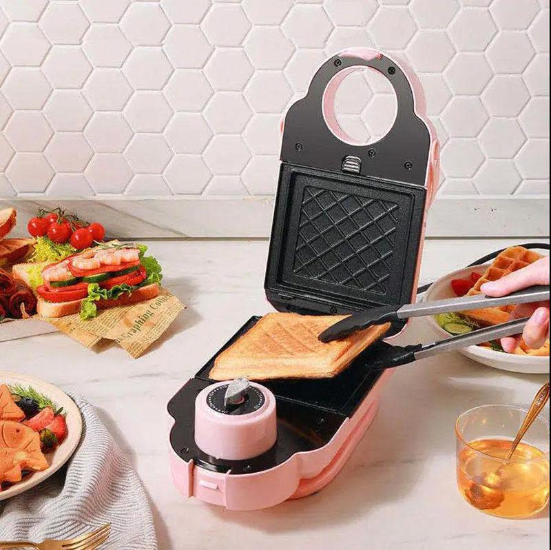 650W Sandwich Breakfast Making Machine Bread Maker Barbecue Machine Kitchen Supplies with 4 Sets of Bakeware