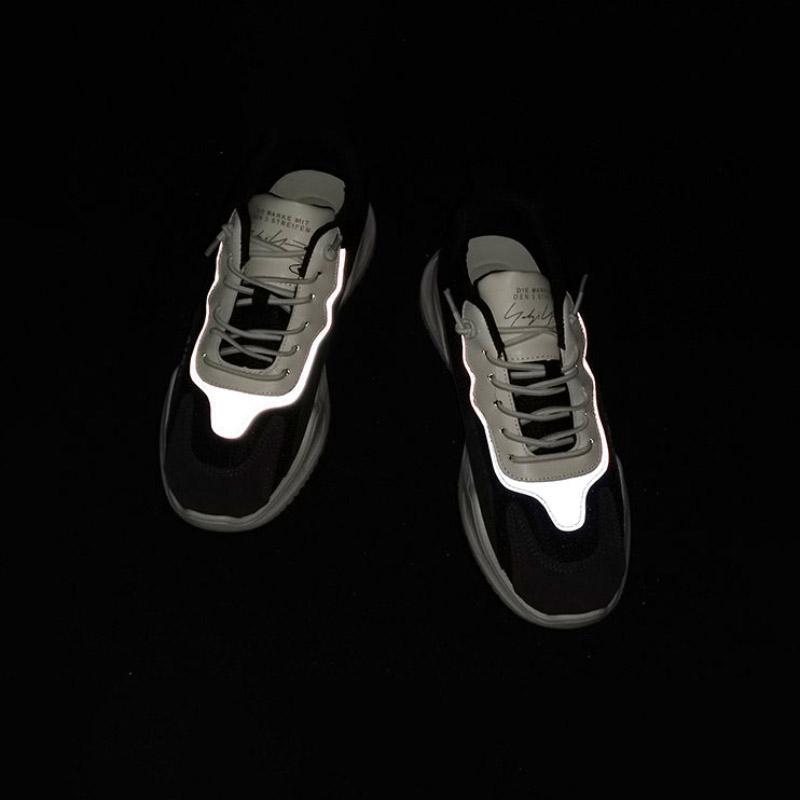 Men Sneakers Lightweight Fashion Casual Shoes Men Slip on Walking Shoes Trainers Mesh Flat Homme Big Size