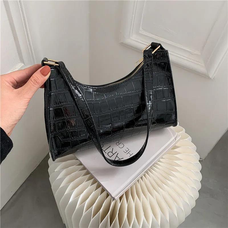 Exquisite Shopping Bag Niche Underarm Bag Women Retro Casual Women's Shoulder Bag Crocodile Grain Leather Solid Color Women's Chain Handbag